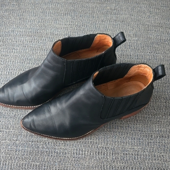 Madewell Black Leather Bonham Chelsea Western Ankle Booties Size 9.5 - Picture 2 of 16